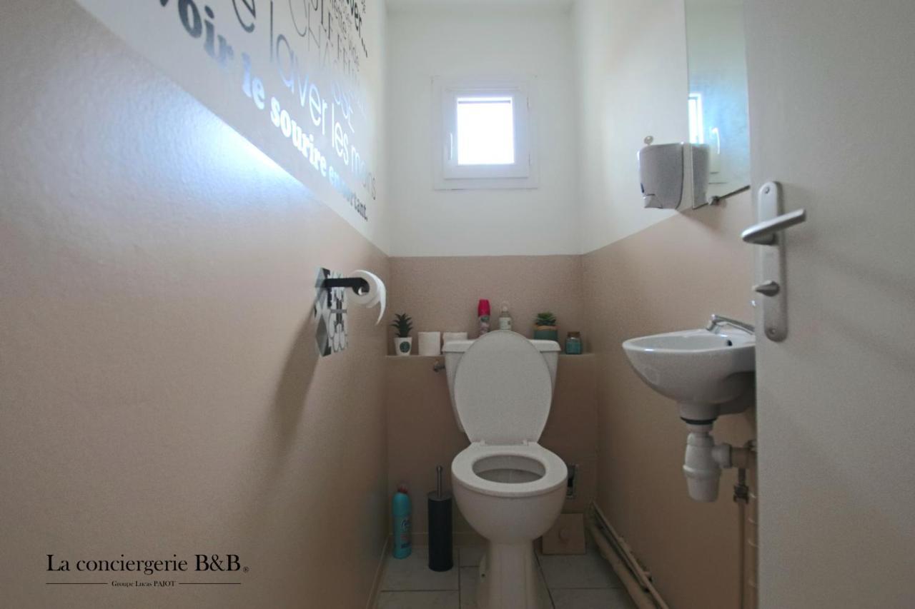 Townhouse Near The Thermal Baths La Rochelle And The Ile D'Oleron Rochefort  Exterior photo