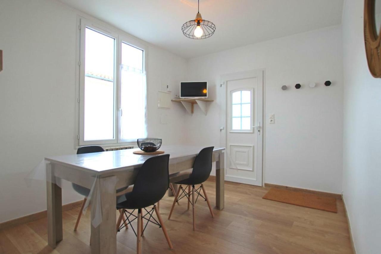 Townhouse Near The Thermal Baths La Rochelle And The Ile D'Oleron Rochefort  Exterior photo